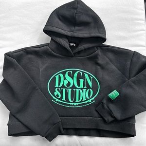 LAST CHANCE Cropped hoodie